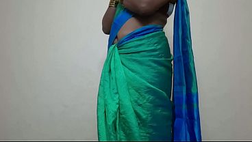 Esposa tamil sensual traindo marido ciumento com melhor amigo dele