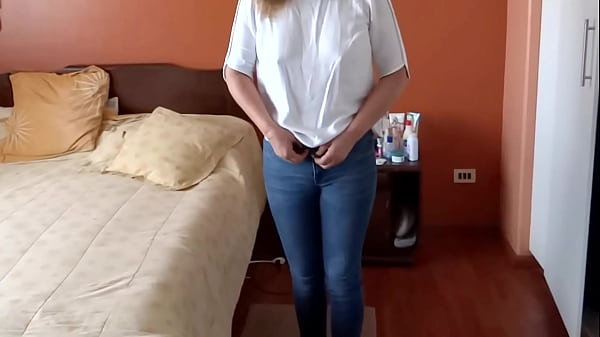Eu e meu enteado assistimos filme pornô e nos masturbamos, ele pede anal