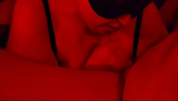 Gordinha Faz Boquete De Nível Mundial Sem Som No Vídeo Vermelho